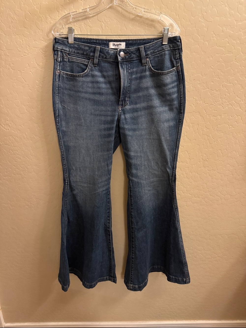 Wrangler Women's Medium Blue Flared Jeans